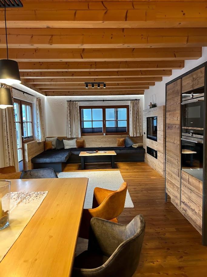 Feriendorf Joggler - Chalets Nahe Der Gondel Zell am Ziller Exterior foto